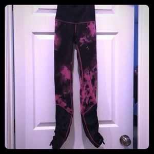 Lululemon yoga pants pink and black NWOT